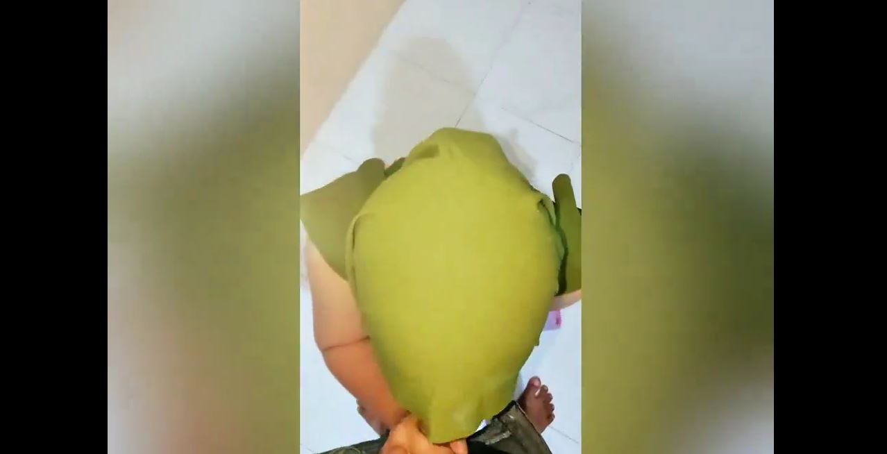 Keganasan Kakak Jilbab Hijau