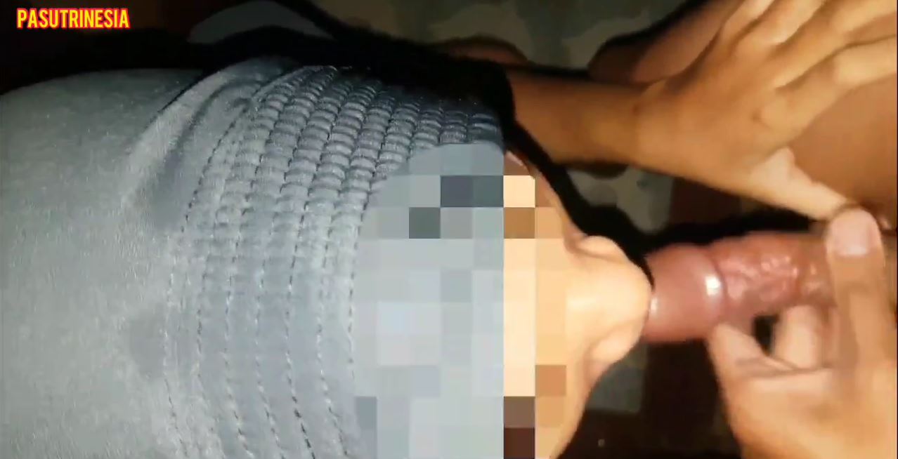 Nyoba Dikeluarin Di Dalem Mulut Santriwati