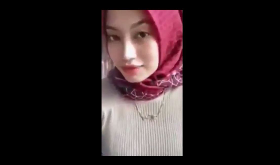 Gadis Tocil Rambit Pirang Goyang Di Ranjang Bikin Merang sang