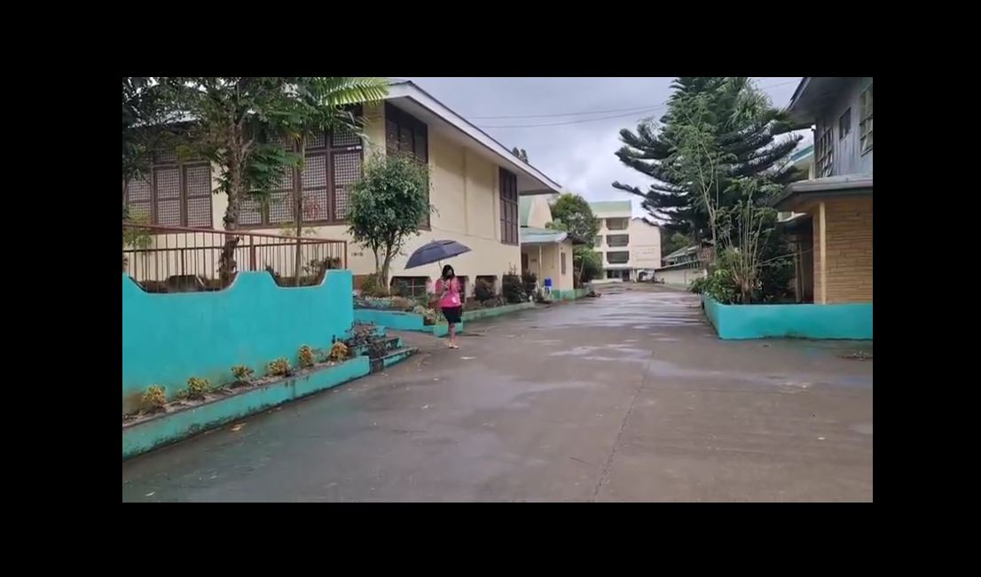 Tetangga Cantik Baru Pulang Kerja Langsung Di Lobi Di Ajak Melayang Layang Di Atas Ranjang